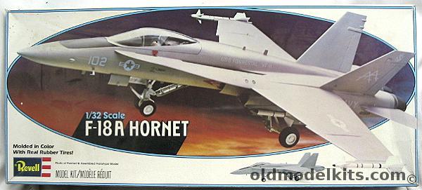 Revell 1/32 F-18A Hornet - VF-11 USS Forrestal, 4707 plastic model kit